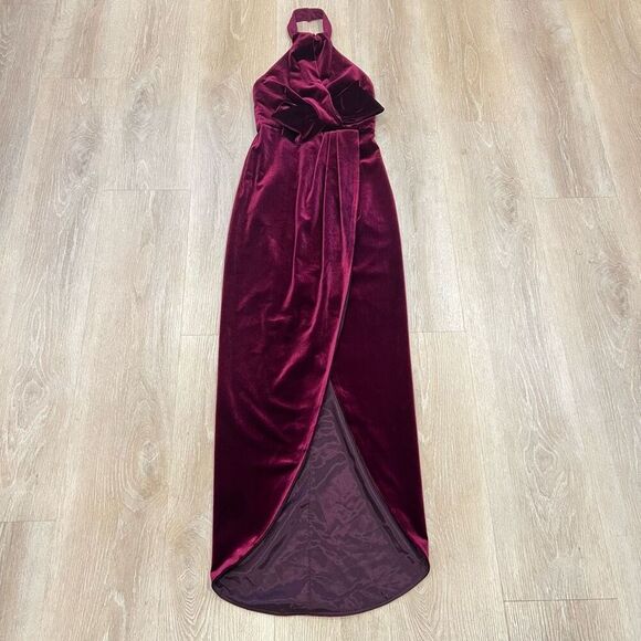 Black Halo, Estelle Smashing Berry High-Low Velvet Halter Bow Gown, Women’s 4 - Picture 14 of 15